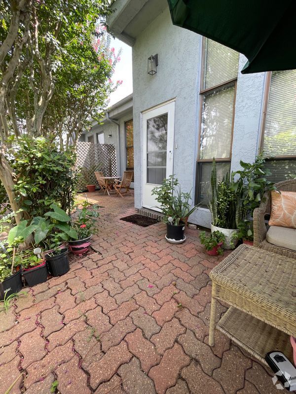 Building Photo - 3741 Sunrise Dr