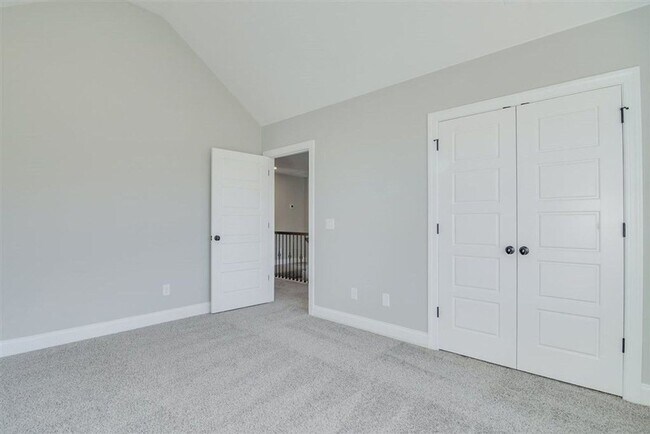 Foto del edificio - 302 Huntley Loop