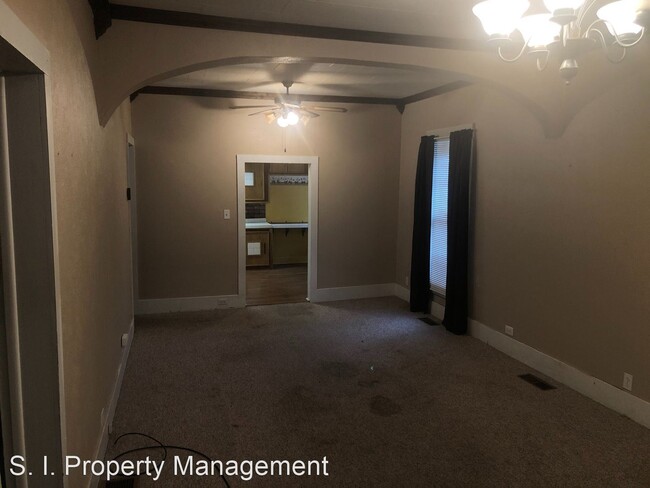 Foto del edificio - 2 br, 1 bath House - 835 S. Jefferson Ave.