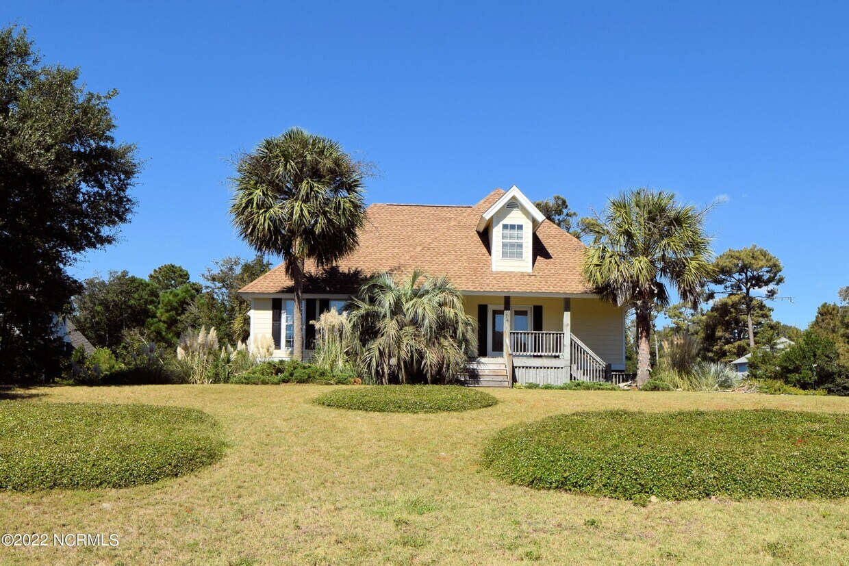 Primary Photo - 403 Emerald Landing Dr