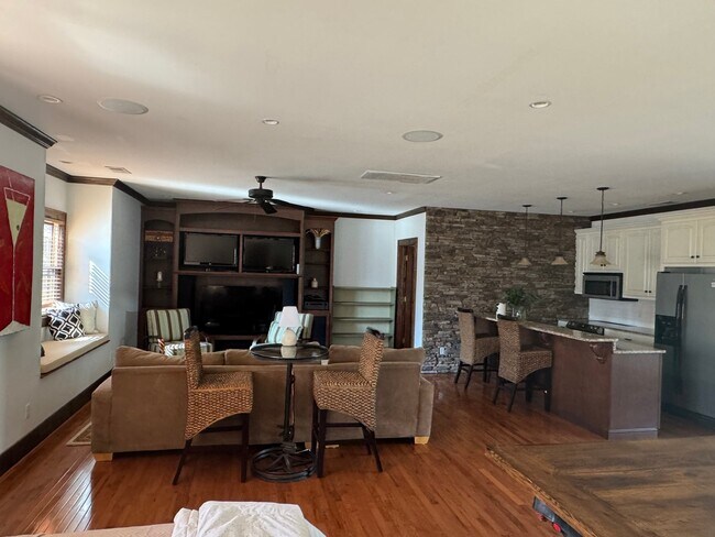 Foto del edificio - 507 James Blvd