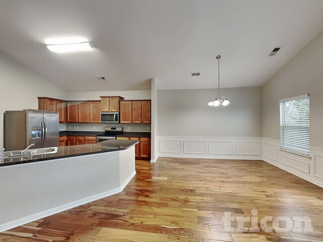 Foto del edificio - 58 Village Pass