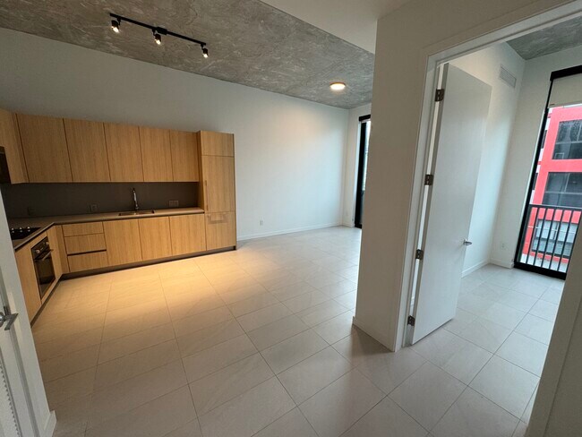 FLOORPLAN VIEW - 112 NW 31st St