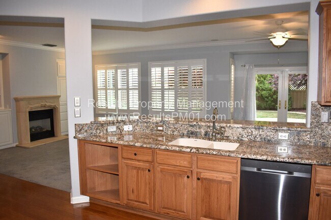 Foto del edificio - 2 br, 2 bath House - 524 Northfield Ln