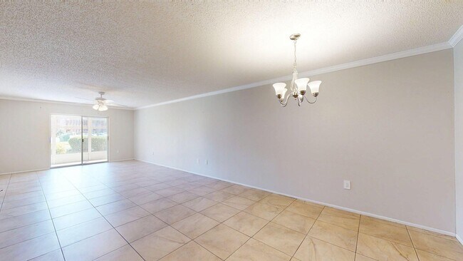 Foto del edificio - 4121 Heron Way