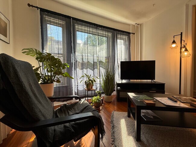 Foto del edificio - 409 Hamilton St
