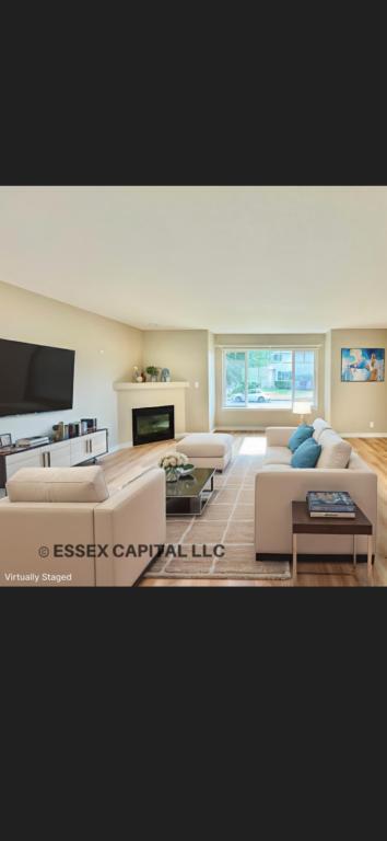 Foto principal - 2048 SE 11th Ave