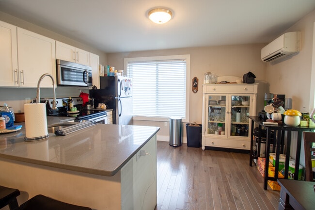 Foto del edificio - 543 Dorchester Ave