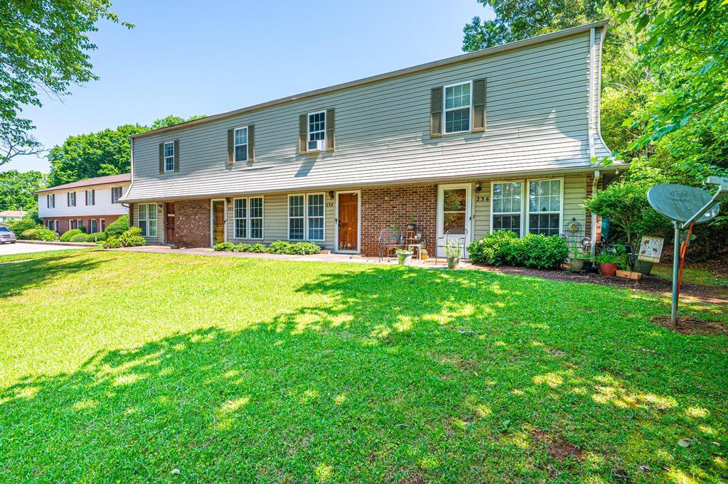Primary Photo - 236 Park Ln