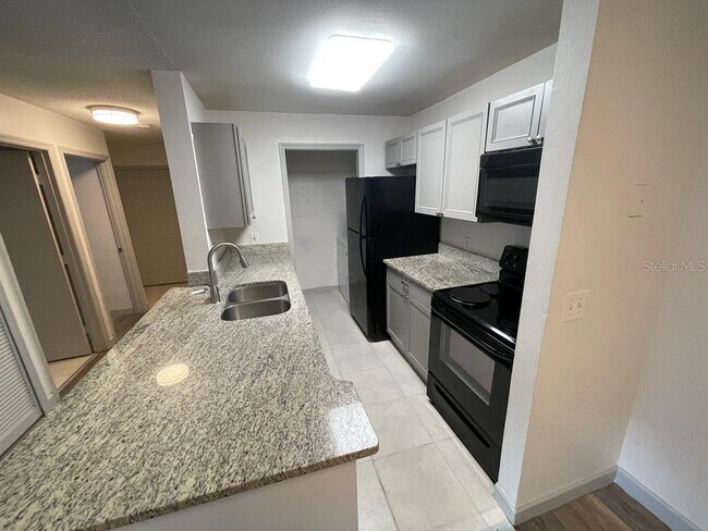 Foto del edificio - 6082 Westgate Dr