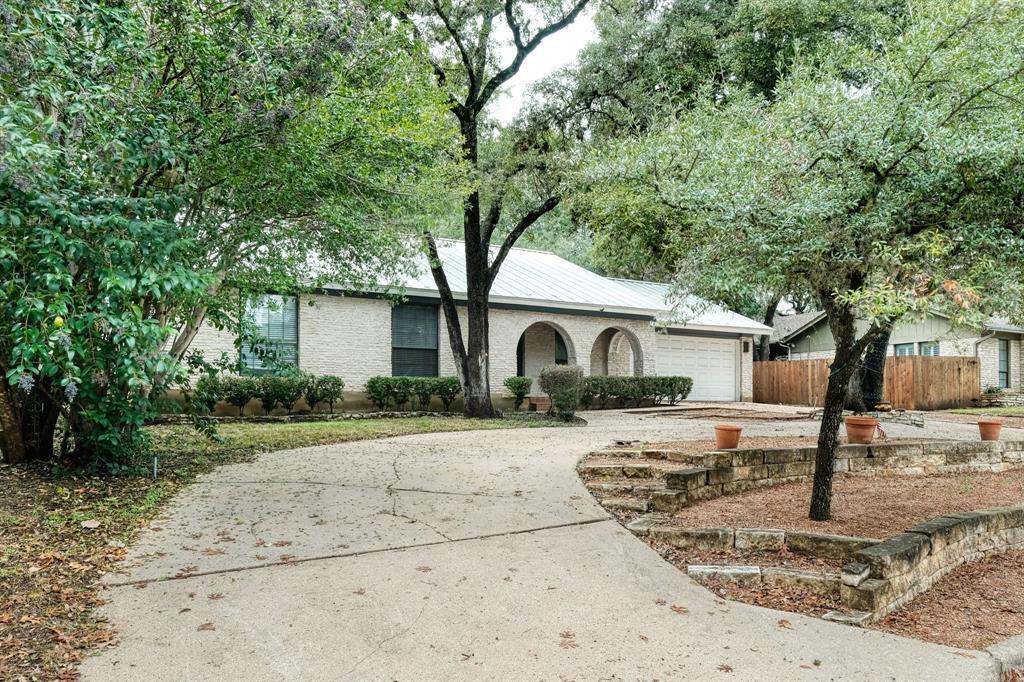 Primary Photo - 1212 Wilderness Dr