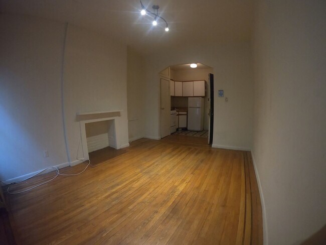 Foto del edificio - 110 W Houston St