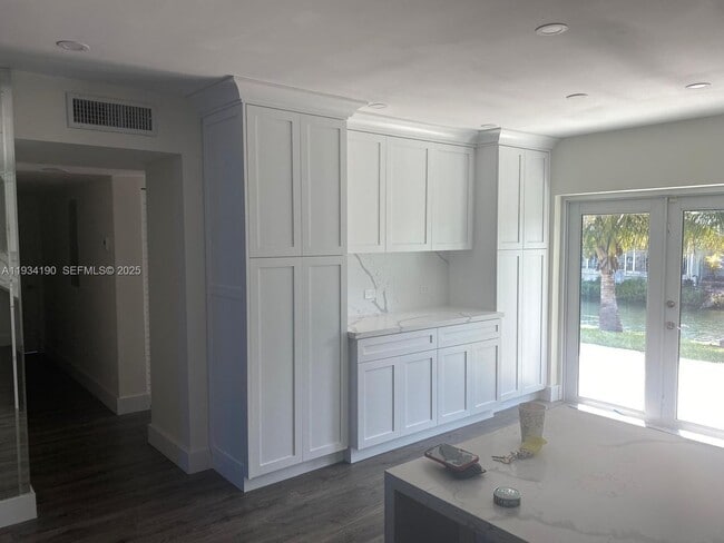 Photo - 2100 SW 100th Ave House