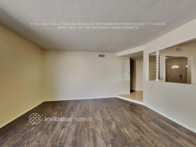 Building Photo - 8938 Gothic Ave