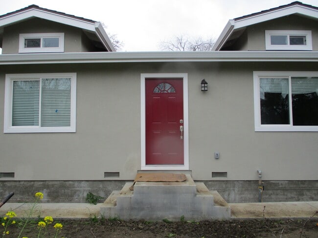 Building Photo - 1472 Hervey Ln