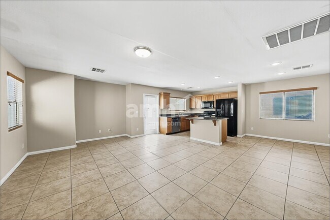 Foto del edificio - 6489 Holyrod Park Ct