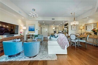 Building Photo - 9115 Strada Pl