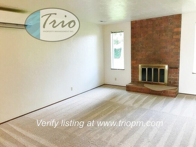 Building Photo - 1573 Balboa St
