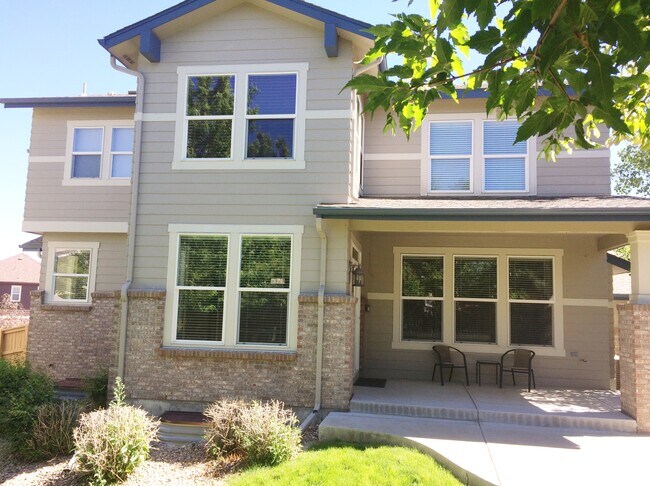 Building Photo - 3148 Lynwood Ave
