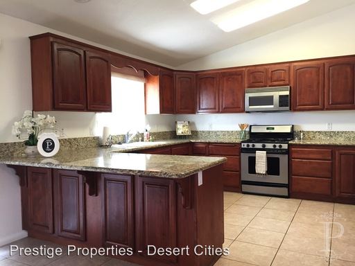 Foto del edificio - 7461 Fox Trl