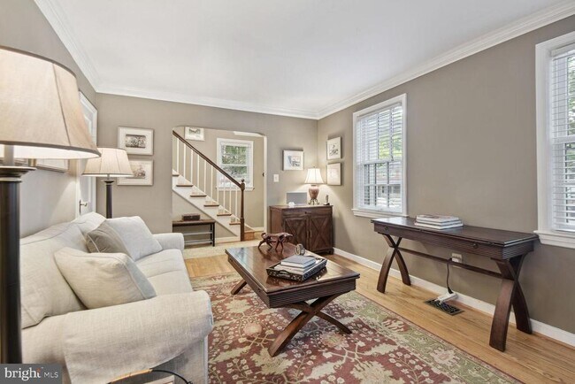 Foto del edificio - 900 N Livingston St