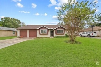 Building Photo - 407 Oak Vista Dr