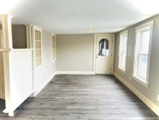 Living room - 145 Hanover St