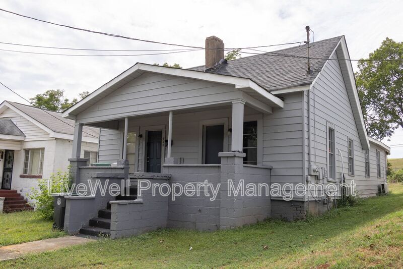 Foto principal - 528 66th St N
