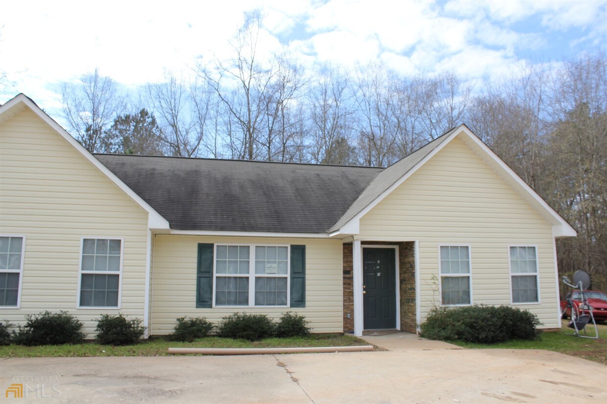 2460 Brantley Way Unit B, Milledgeville, GA 31061 - Room For Rent In ...