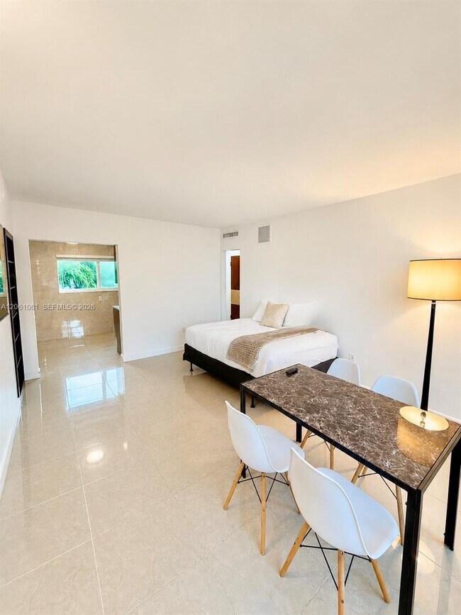 Foto del edificio - 1050 94th St