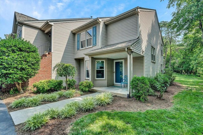 Foto del edificio - Spacious Roanoke County Townhouse