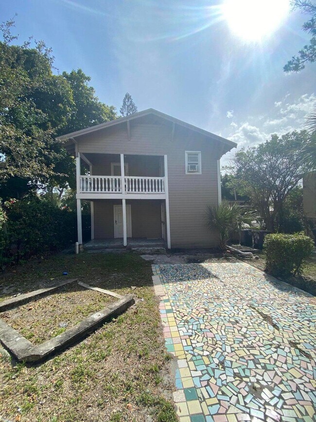Foto del edificio - 817 7th St