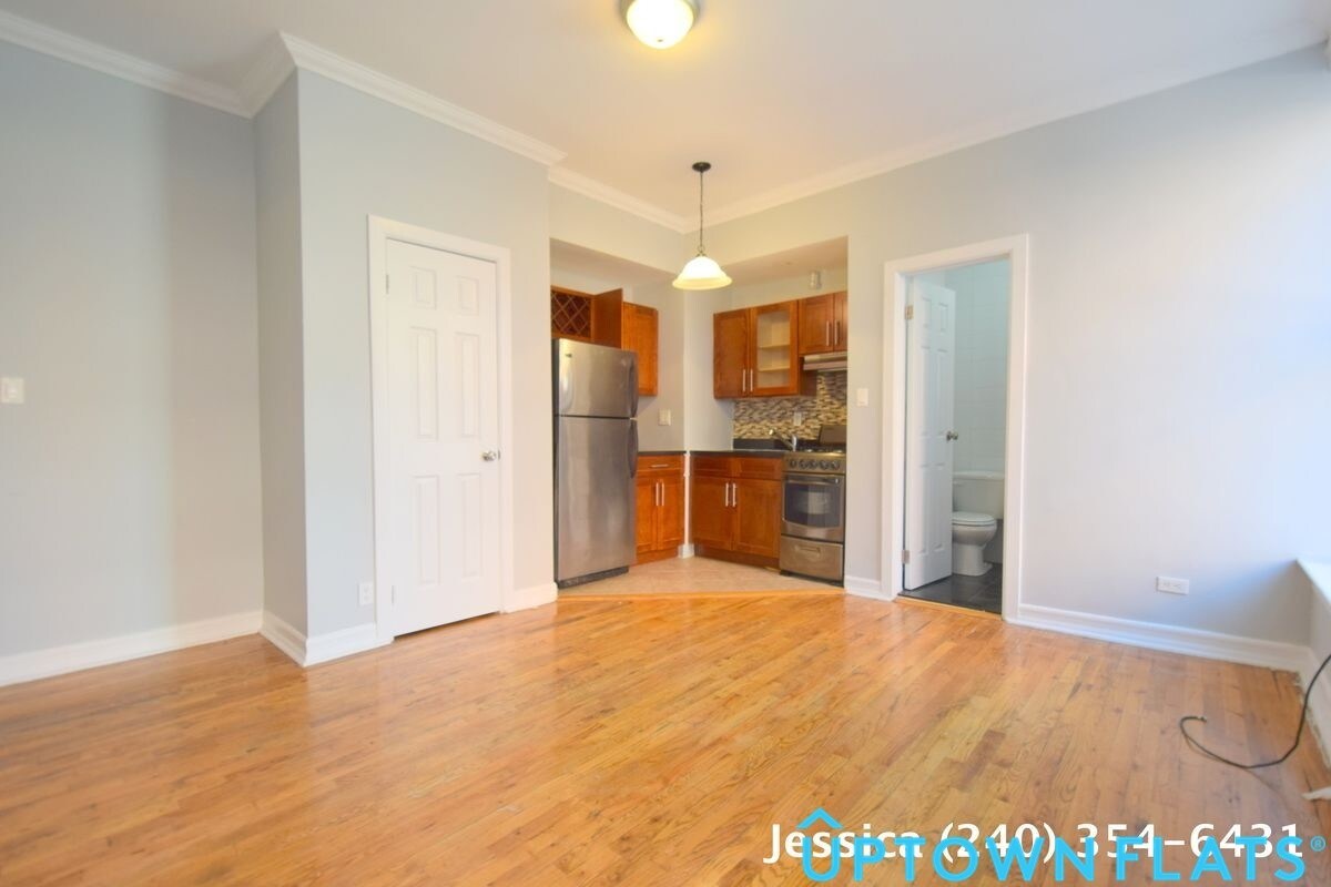 Primary Photo - 166 W 129th St