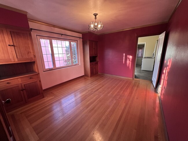 Building Photo - 614 Brooklyn Ave