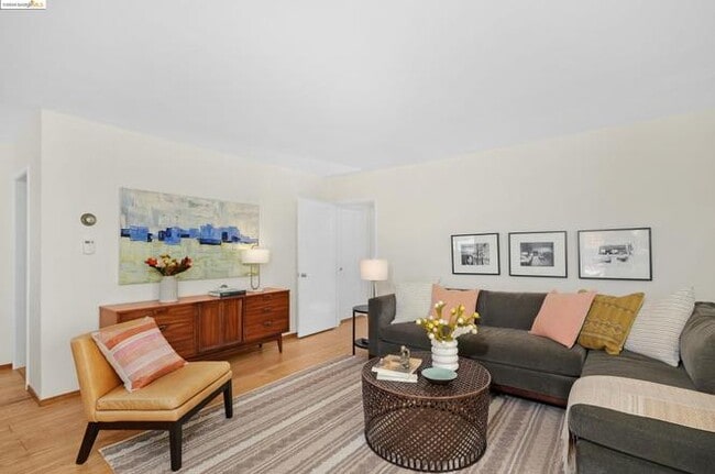 Photo - 24639 Leona Dr House