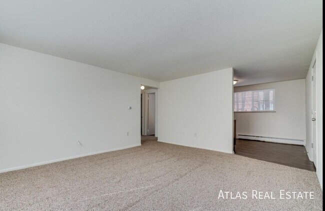 Foto del edificio - 3730 Owens St