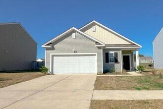 Building Photo - 434 Pender Woods Dr