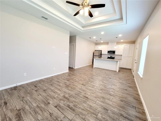 Foto del edificio - 5804 Sandpiper Ave