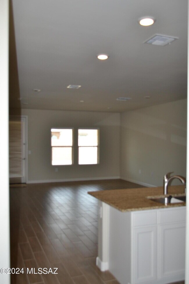 Building Photo - 10133 N Sand Sage Trail