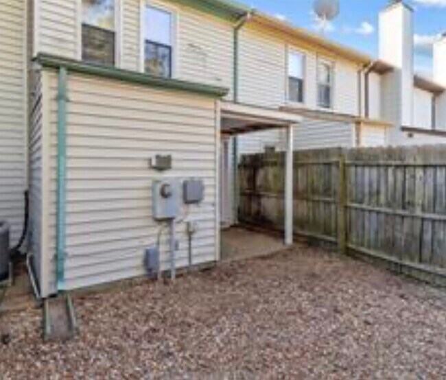 Building Photo - 4687 Merrimac Ln