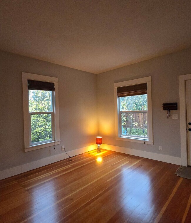 Foto del edificio - Charming 1920 Updated Vintage Home with AD...