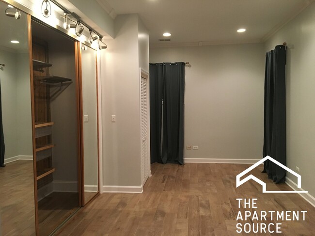 Foto del edificio - 1246 N Wood St