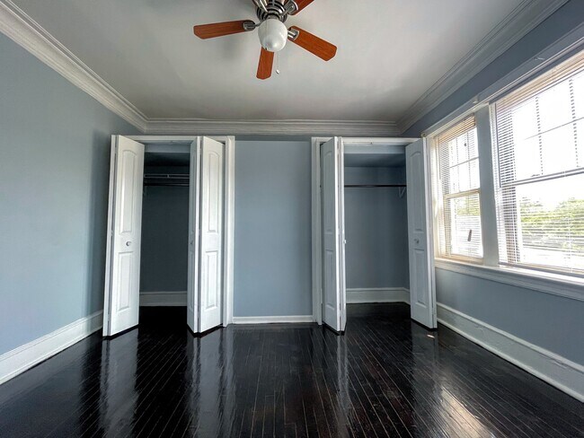 Foto del edificio - 106 E 72nd St