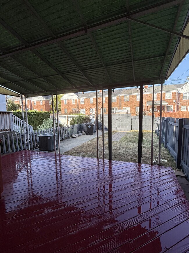 Foto del edificio - 1626 Feldbrook Rd