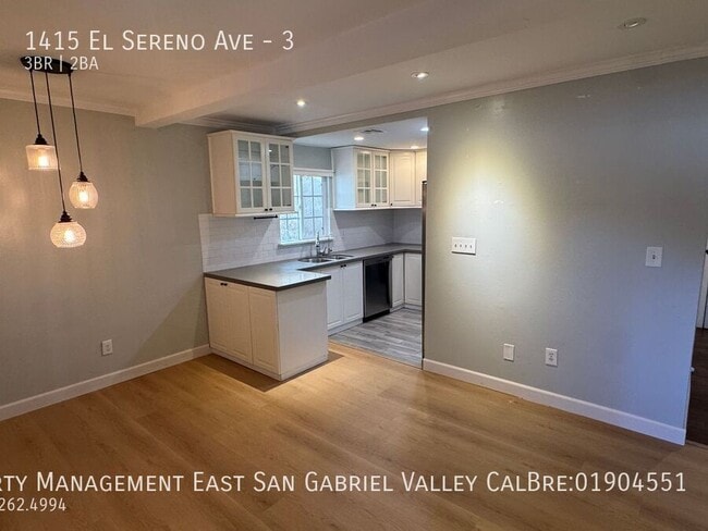 Building Photo - 1415 El Sereno Ave