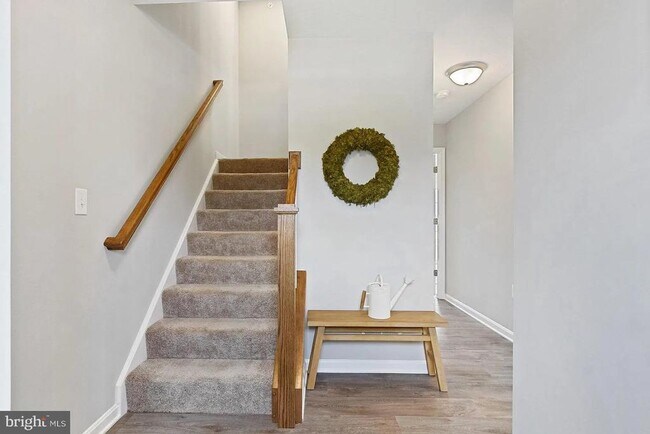 Foto del edificio - 326 Avon Dr