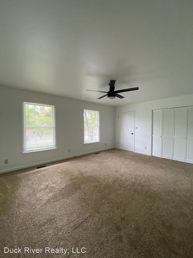 Building Photo - 2 br, 1 bath House - 406 Shawnee Dr