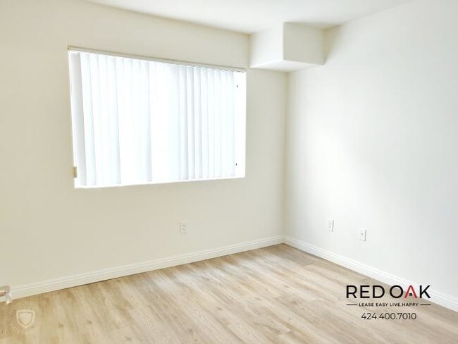 Foto del edificio - 2 bedroom in Los Angeles CA 90057