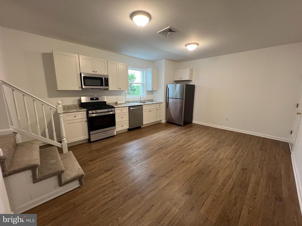 207 Jefferson St, Bridgeport, PA 19405 Room for Rent in Bridgeport