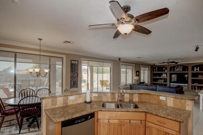 Foto del edificio - Gorgeous 4 Bed 3 Bath home in Anthem